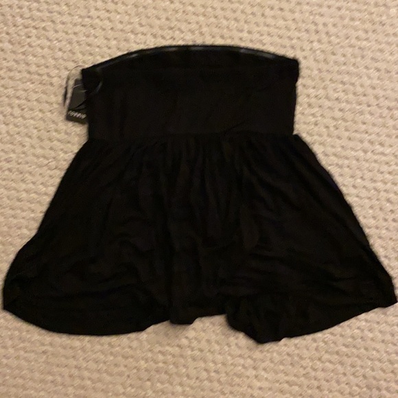 Beautiful new tube top. - Picture 3 of 5